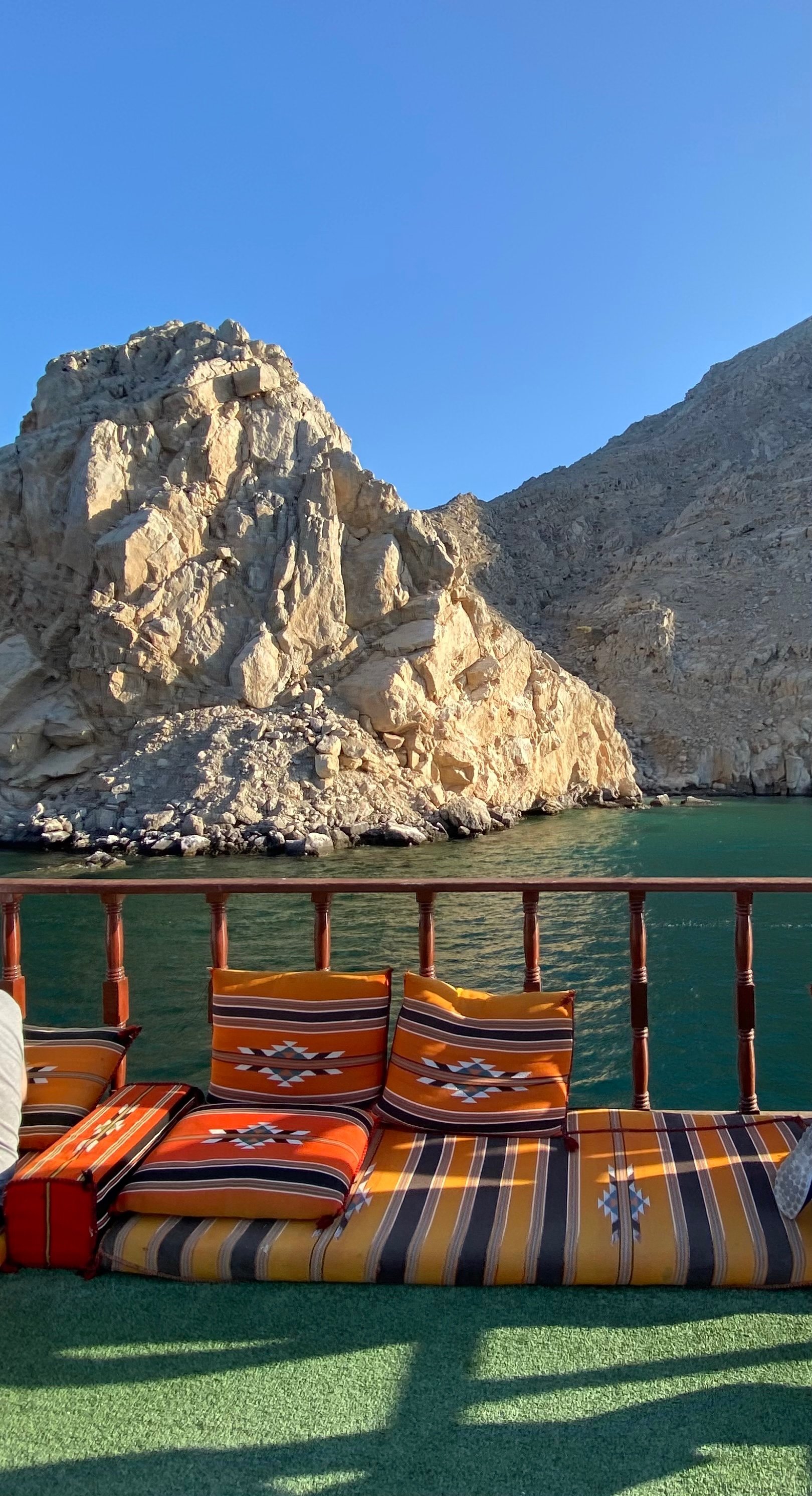 Mit der Dhow in den Fjorden von Kassab