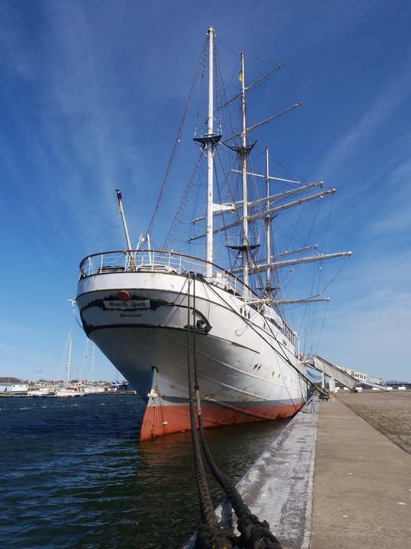 Mehr Informationen zu "Gorch Fock in Stralsund"