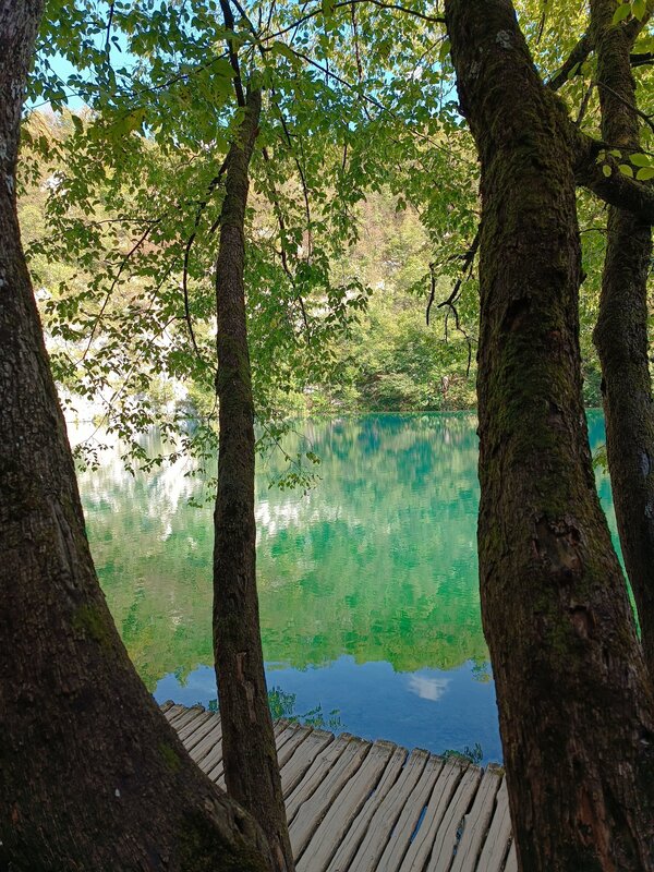 Mehr Informationen zu "Still ruht der See"