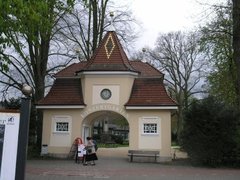 Eingang zum Konzertgarten